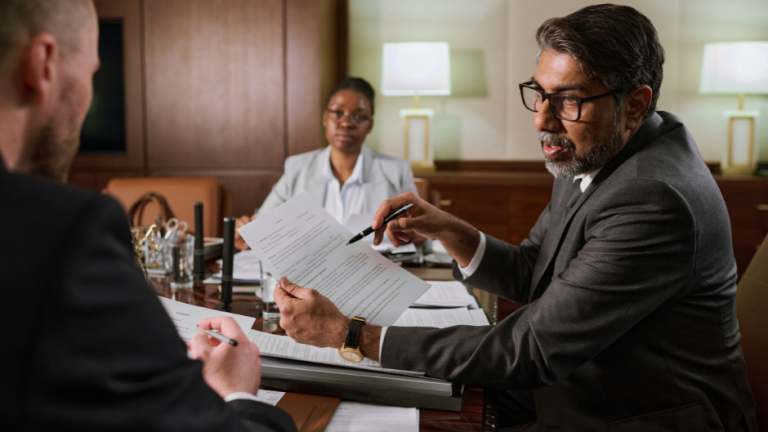 Guia Prático para Advogados sobre o Cross-examination na Arbitragem.